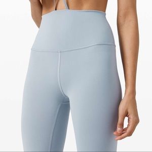 Lulu wunder under HR crop 21’ chambray